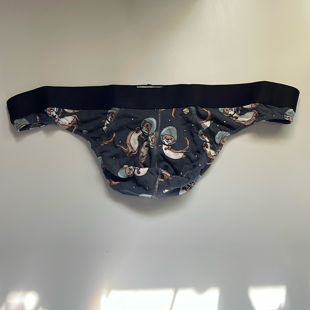 MeUndies Otter This World Thong - XL -NEW